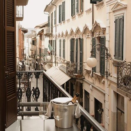 Caffe Delle Rose Les Chambres Verbania Exterior foto